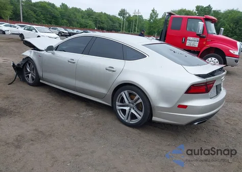 2017 Audi A7 3.0T Premium Plus z USA, uszkodzony, nr VIN WAUW2AFC8HN085614